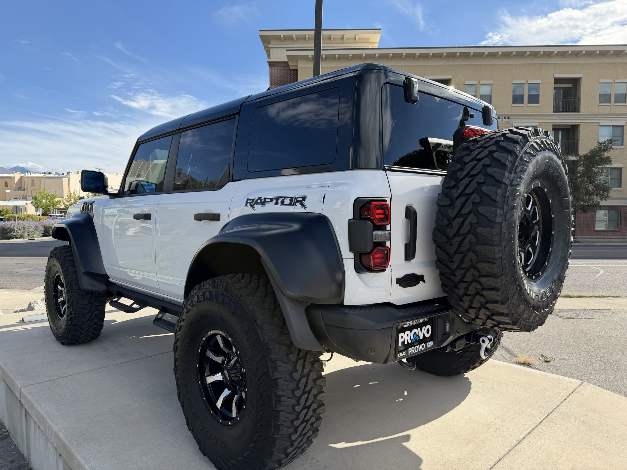 Used 2024 Ford Bronco Raptor AWD/4WD image 9