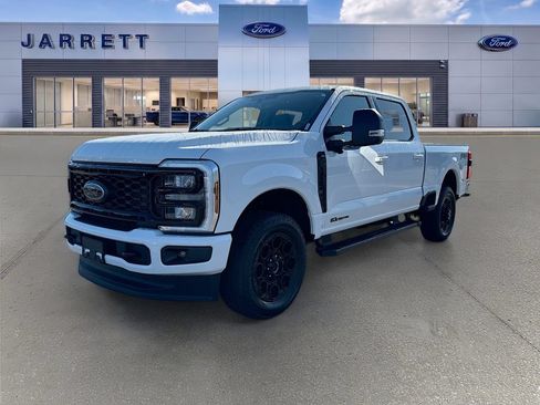 New 2026 Ford F250 XLT w/ XLT Premium Package AWD/4WD image 3