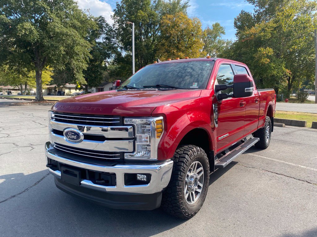 Used 2019 Ford F250 Lariat w/ Lariat Value Package AWD/4WD image 3