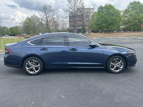 Used 2024 Honda Accord EX image 10