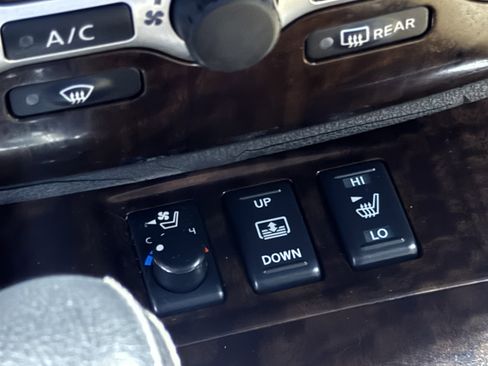 Used 2010 Nissan Maxima 3.5 SV w/ Premium Pkg image 13