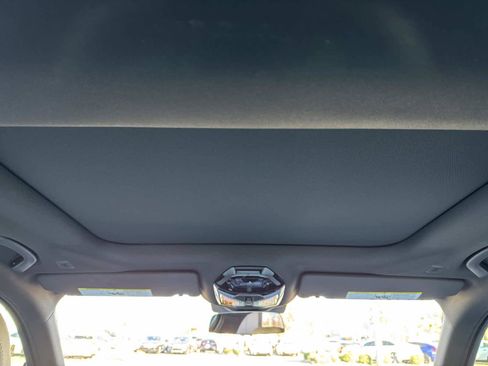 Certified 2025 BMW i5 M60 w/ Premium Package image 16