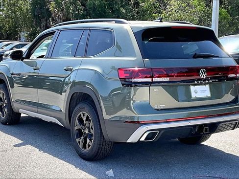 New 2026 Volkswagen Atlas Peak Edition AWD/4WD image 7