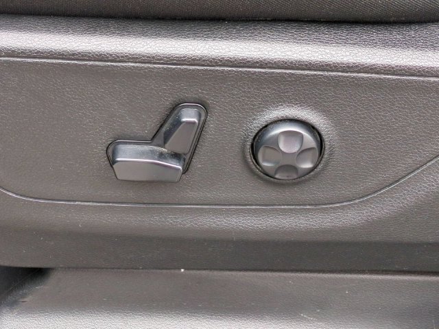 Used 2020 RAM 1500 Big Horn AWD/4WD image 13