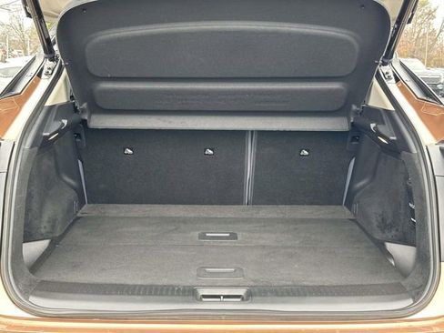 Used 2024 Nissan Ariya AWD image 12