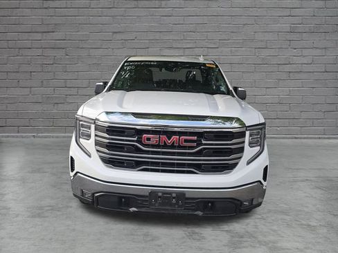 Used 2025 GMC Sierra 1500 SLT AWD/4WD image 2