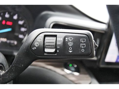 Used 2020 Ford Explorer Limited w/ Class III Trailer Tow Package image 18