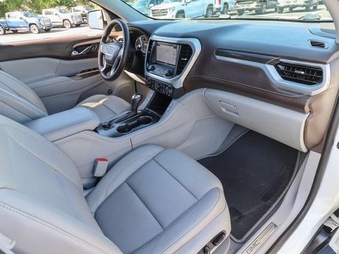 Used 2017 GMC Acadia SLT FWD image 23