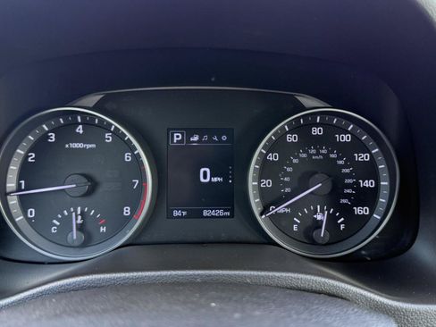 Used 2018 Hyundai Elantra SEL FWD image 15