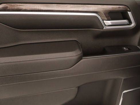 Used 2023 Chevrolet Silverado 1500 LTZ w/ LTZ Convenience Package II image 17