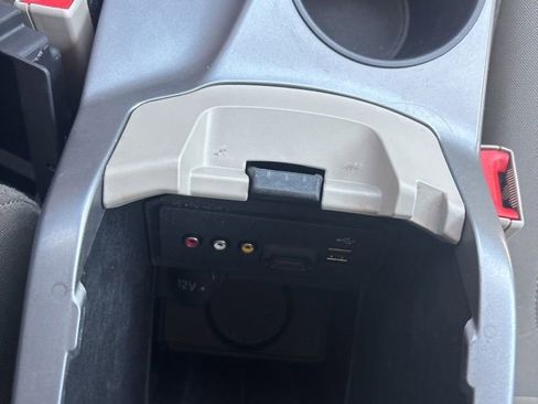 Used 2014 Ford Escape SE w/ Equipment Group 201A FWD image 19