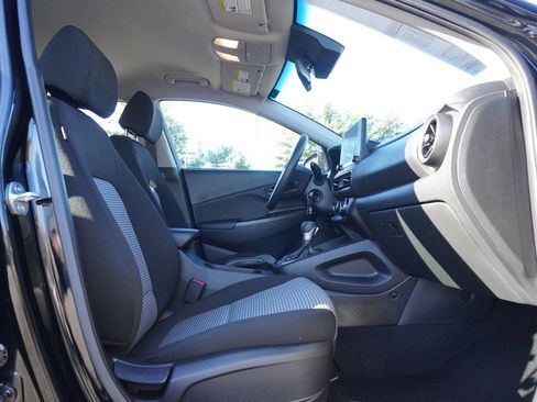 Used 2023 Hyundai Kona SE w/ Cargo Package image 27