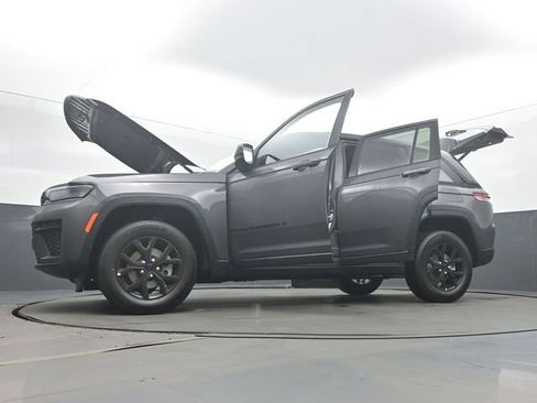 New 2026 Jeep Grand Cherokee Laredo image 59