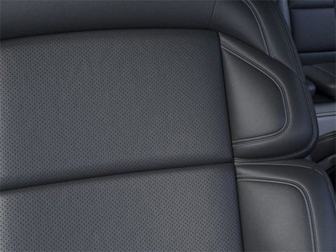 New 2025 Lincoln Navigator L Reserve w/ Jet Appearance Package image 16