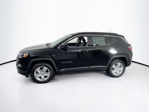 Used 2022 Jeep Compass Latitude w/ Convenience Group image 8