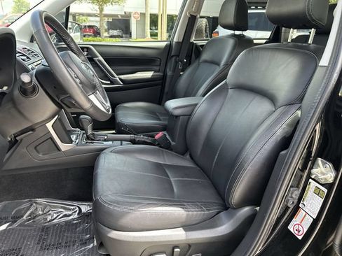 Used 2018 Subaru Forester 2.5i Touring w/ Popular Package #3B AWD/4WD image 11