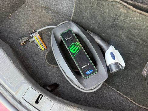 Used 2014 Ford Fusion Energi Titanium w/ Driver Assist Package FWD image 36