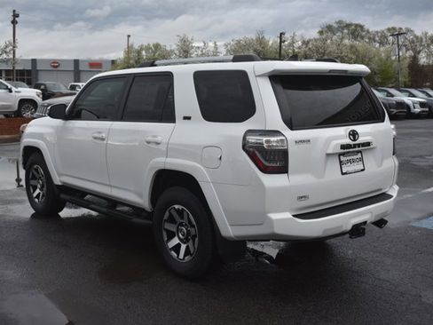 Used 2022 Toyota 4Runner SR5 Premium w/ Moonroof Package image 7