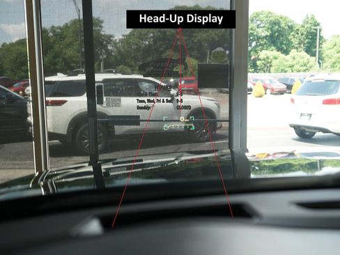 Used 2016 Cadillac Escalade Luxury AWD/4WD image 10