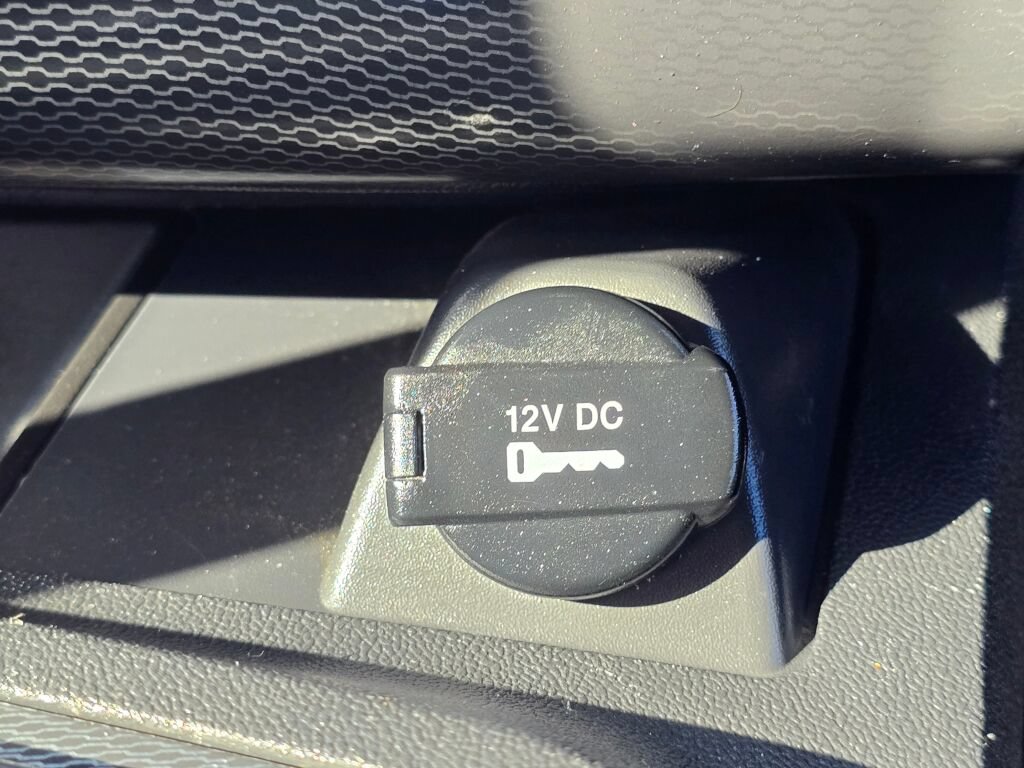 Used 2014 Dodge Challenger R/T RWD image 33