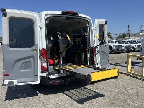 Used 2019 Ford Transit 150 XL RWD image 1