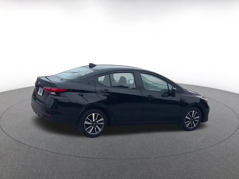 Used 2025 Nissan Versa SV FWD image 15
