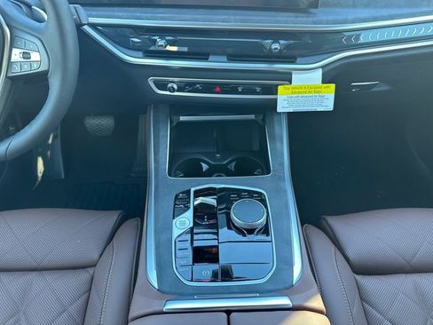 New 2026 BMW X5 xDrive40i w/ Climate Comfort Package AWD/4WD image 11