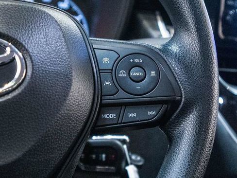 Certified 2025 Toyota Corolla LE FWD image 19