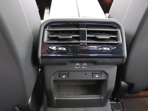 New 2026 BMW 530i xDrive 530i xDrive image 39