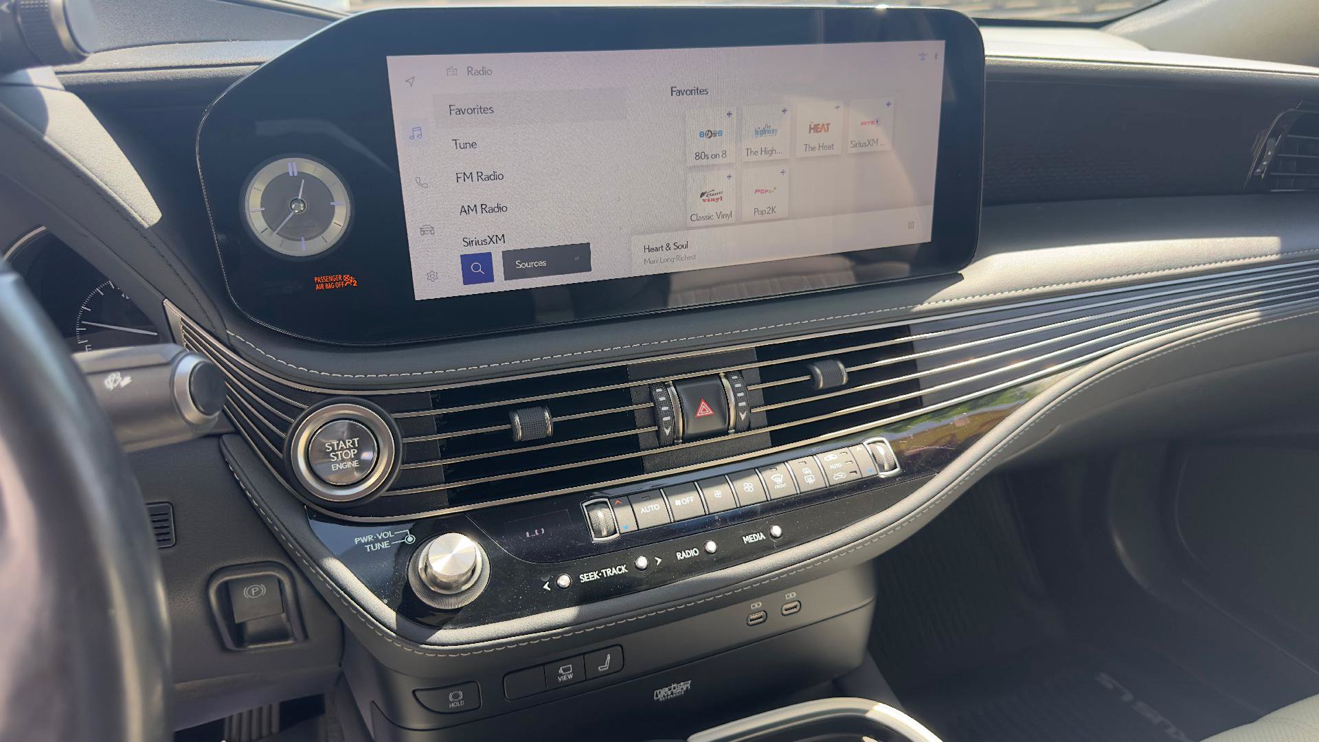 Used 2023 Lexus LS 500 w/ Interior Upgrade Package RWD image 12