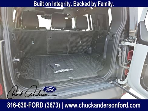 Used 2021 Land Rover Defender 110 X-Dynamic HSE image 30