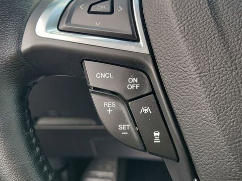 Used 2019 Ford Edge SEL w/ Equipment Group 201A FWD image 36
