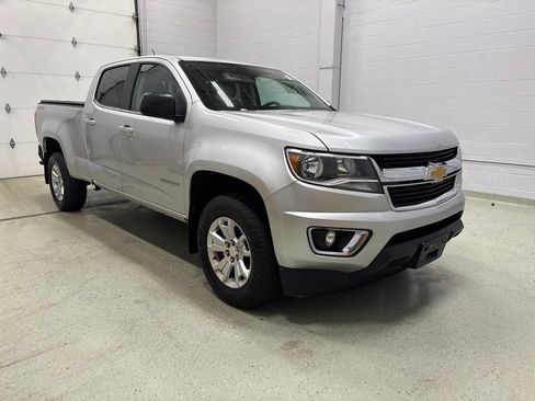 Used 2018 Chevrolet Colorado LT w/ LT Convenience Package AWD/4WD image 2