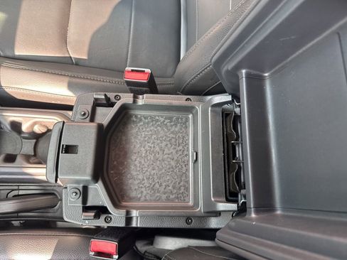 Used 2023 Jeep Wrangler Altitude image 41