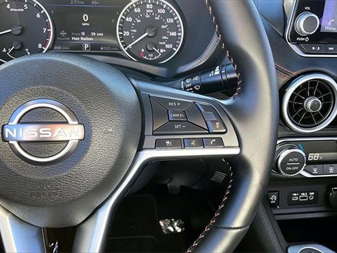 Certified 2025 Nissan Sentra SR image 11