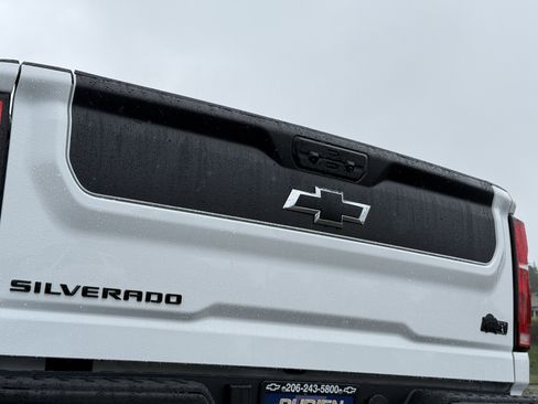 New 2026 Chevrolet Silverado 2500 ZR2 w/ ZR2 Bison Edition AWD/4WD image 42