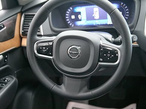 Certified 2024 Volvo XC90 B6 Plus w/ Protection Package Premier AWD/4WD image 29