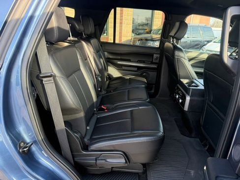 Used 2019 Ford Expedition XLT w/ Equipment Group 202A image 39