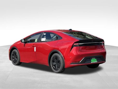 New 2026 Toyota Prius Plug-In Hybrid image 3