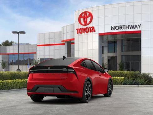 New 2026 Toyota Prius Plug-In Hybrid FWD image 9