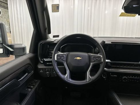 Used 2024 Chevrolet Silverado 2500 LTZ w/ LTZ Premium Package AWD/4WD image 14