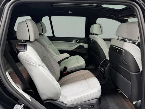 New 2026 BMW X7 xDrive40i image 11