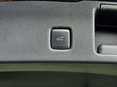 Used 2024 Ford Escape Active image 28