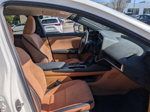 Used 2023 Lexus RZ 450e Premium w/ Accessory Package (A2) AWD/4WD image 11