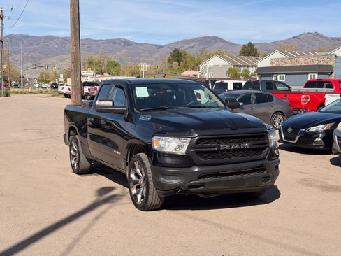 Used 2019 RAM 1500 Tradesman AWD/4WD image 2