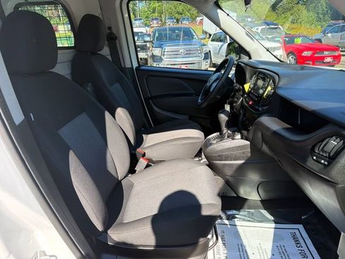 Used 2022 RAM ProMaster City Tradesman FWD image 24