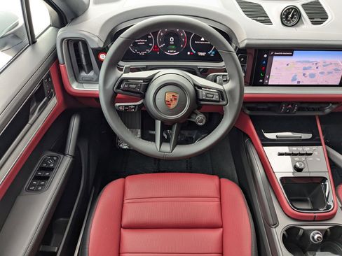 New 2026 Porsche Cayenne E-Hybrid image 16