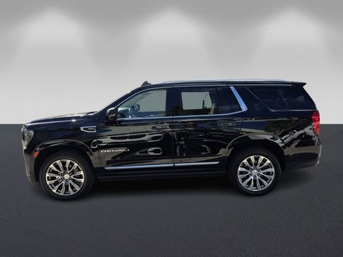 Used 2021 GMC Yukon Denali w/ LPO, Illumination Package image 7