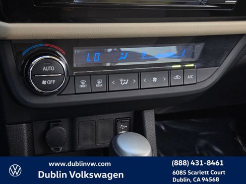 Used 2015 Toyota Corolla LE w/ Body Protection Package #2 FWD image 18
