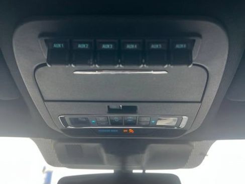 Used 2025 Ford F150 Raptor AWD/4WD image 24